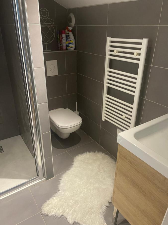 Beau Appartement Calme A Partager Marseille Exteriör bild